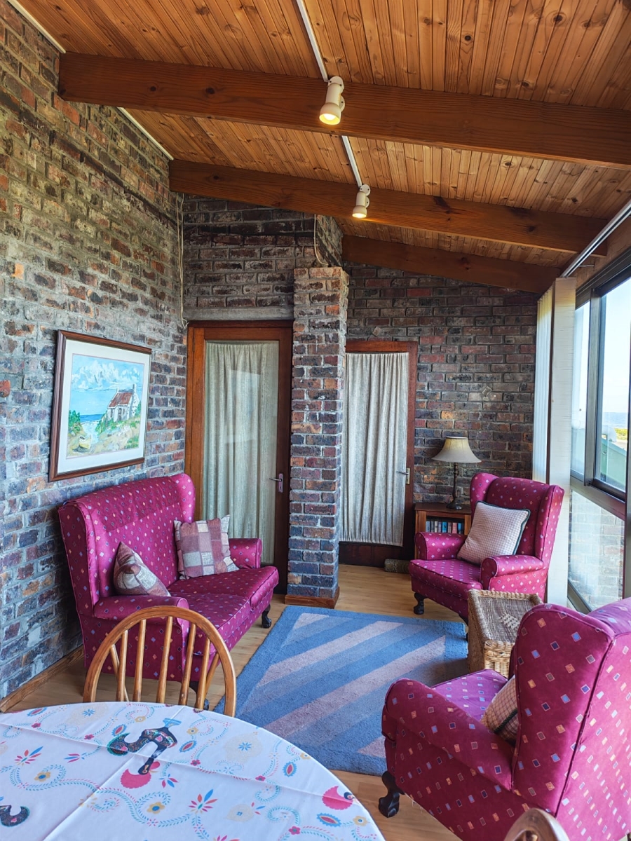 4 Bedroom Property for Sale in Bettys Bay Western Cape